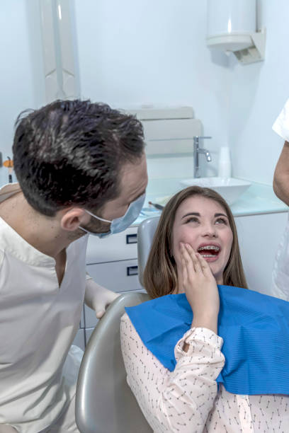 Best Mobile Emergency Dentist in Grenelefe, FL
